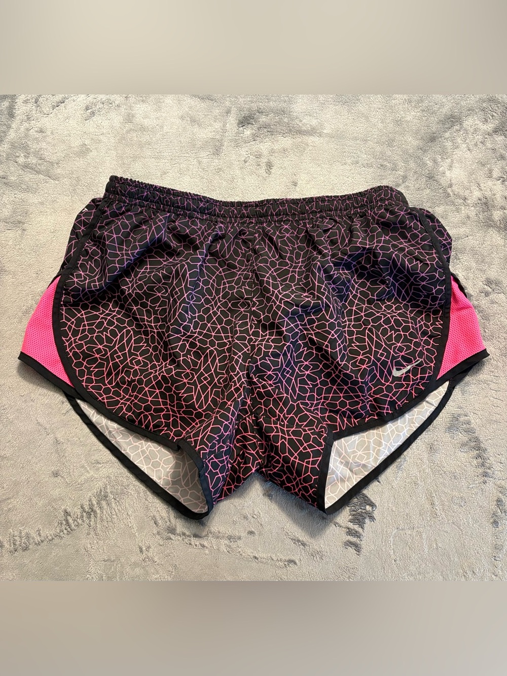 Lightweight Nike Dri-Fit Running Shorts Black & Pink/Purple Geometric Pattern